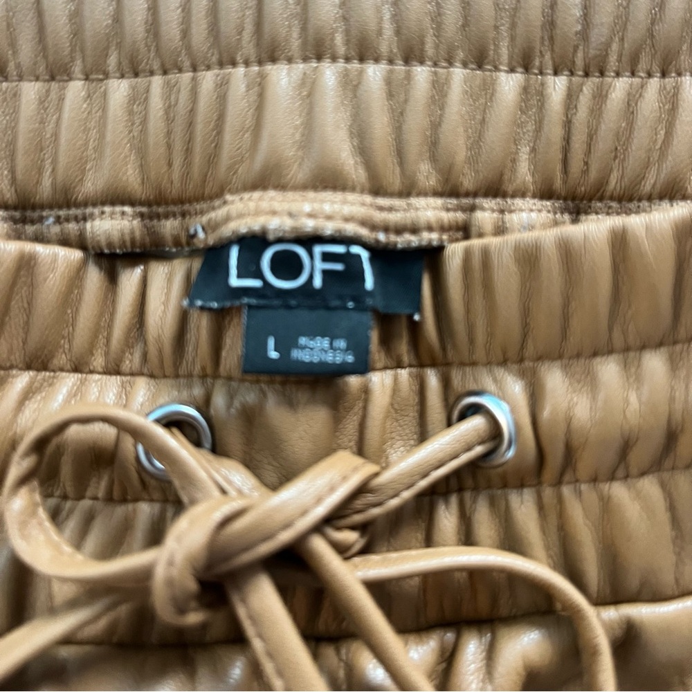 NWOT LOFT Faux‎ Leather Women Dark Tan Baggy Pants With Elastic Waistband Size L - Picture 2 of 9